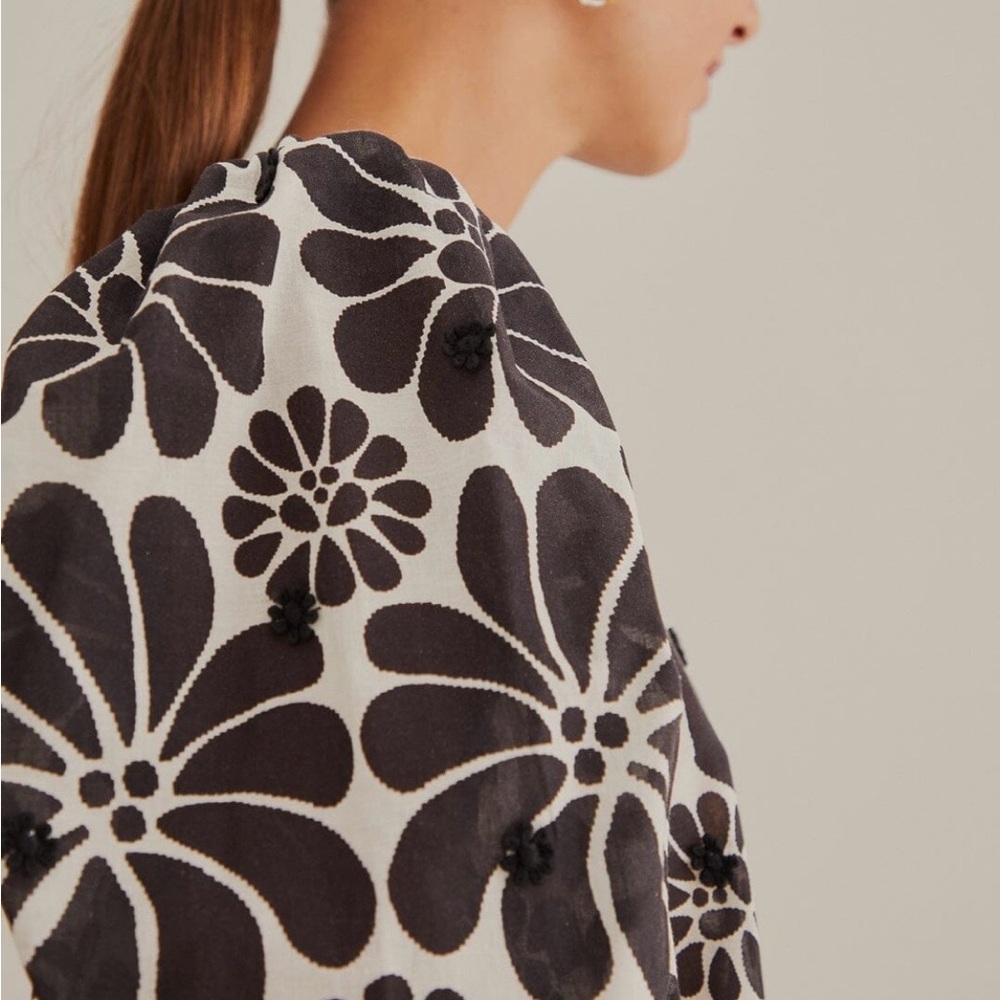 NWT Farm Rio Palermo Anthropology Black & White Floral Puff-Sleeve Women's Top - Picture 2 of 13